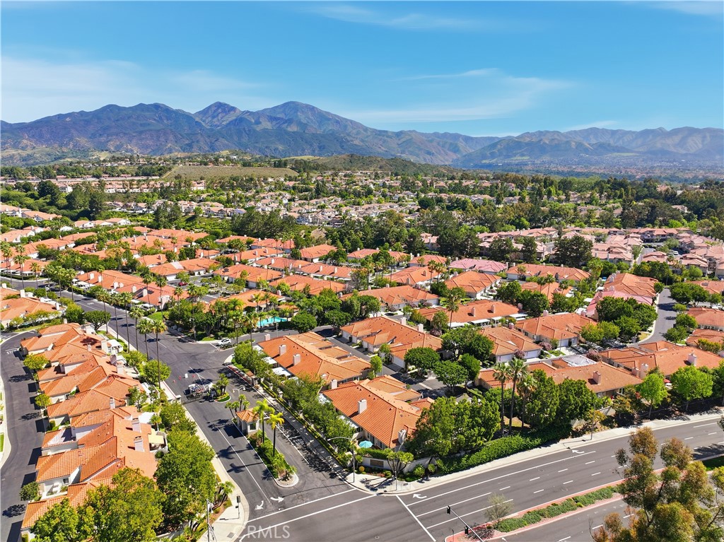 28914 Paseo Caravella