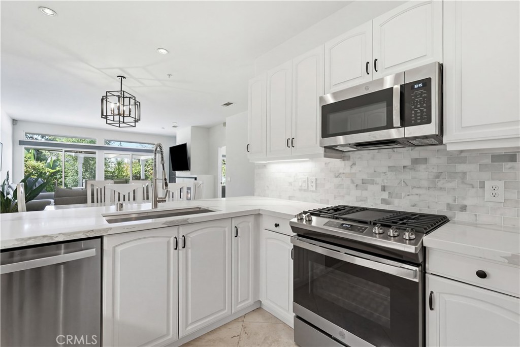 28914 Paseo Caravella