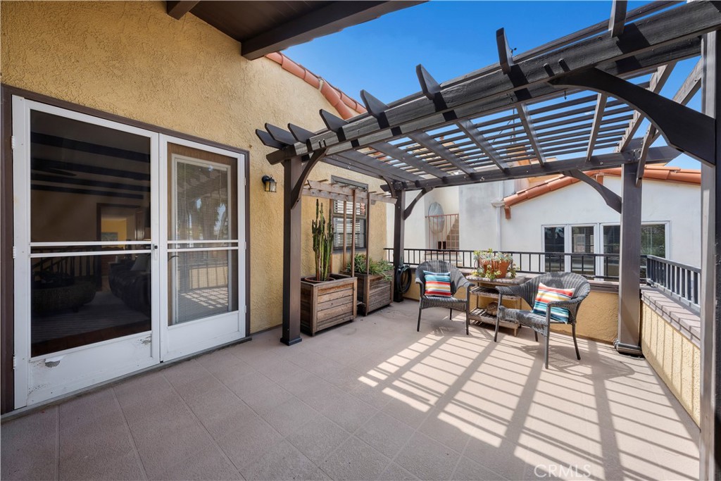 118 Glendora Avenue