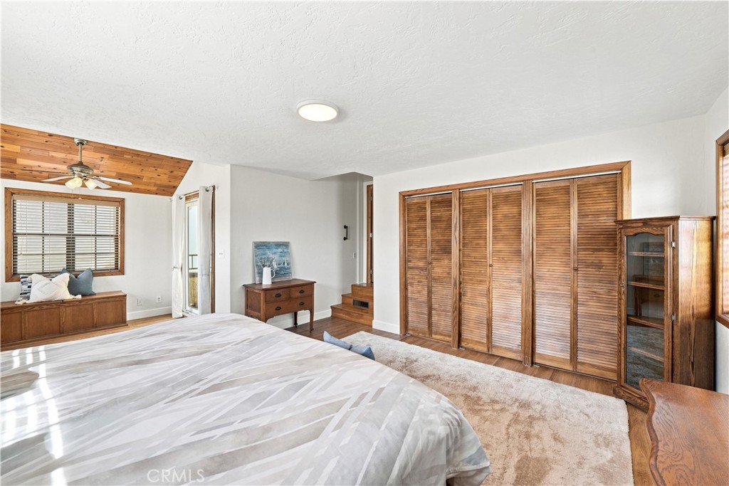 118 Glendora Avenue