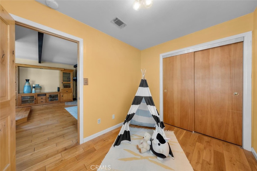 118 Glendora Avenue