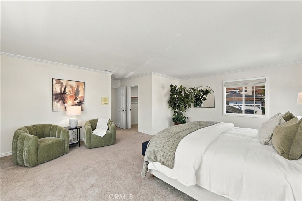 1800 Clark Lane