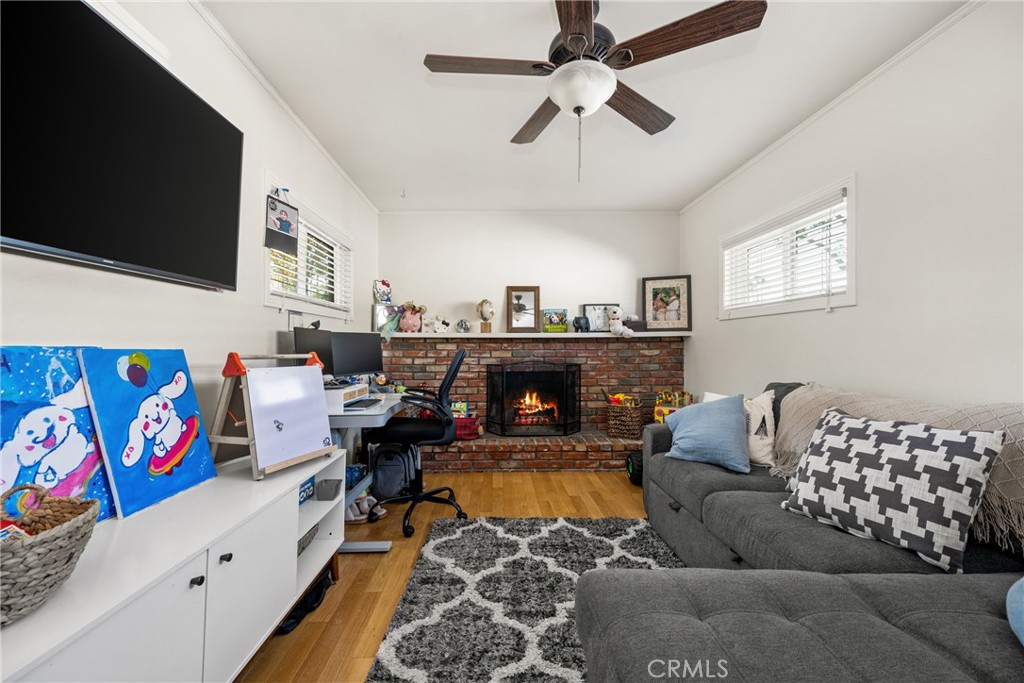 2120 N Greenbrier Road