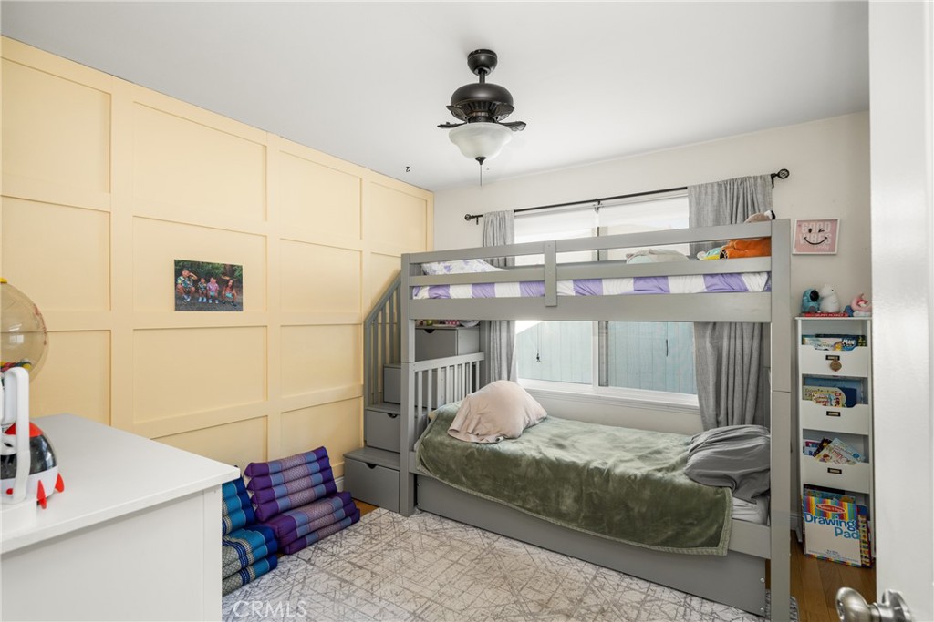 2120 N Greenbrier Road