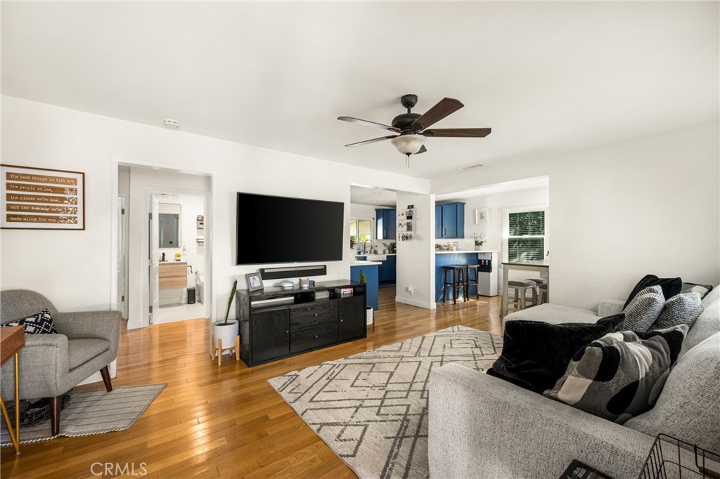 2120 N Greenbrier Road