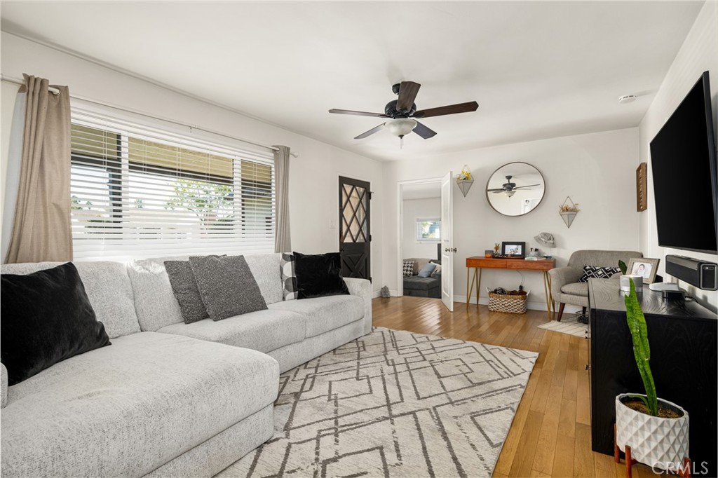 2120 N Greenbrier Road