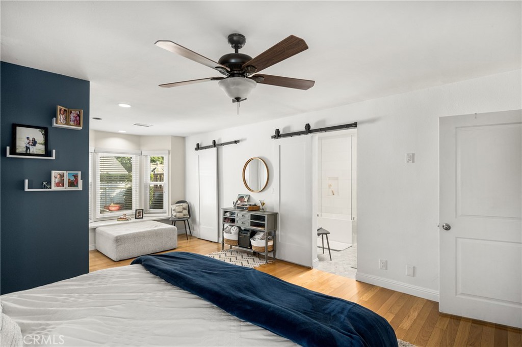 2120 N Greenbrier Road