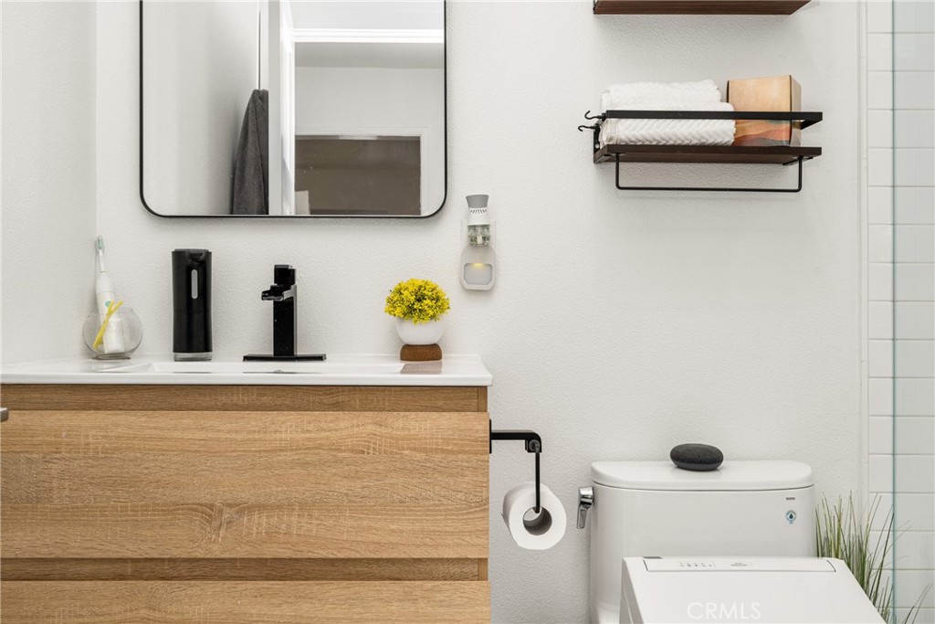 2120 N Greenbrier Road