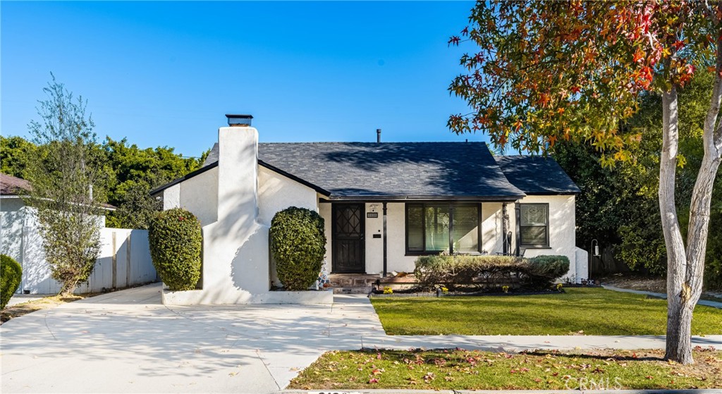 2120 N Greenbrier Road