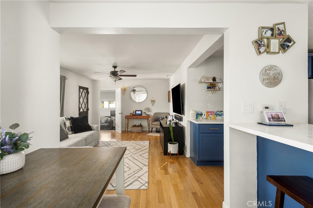 2120 N Greenbrier Road