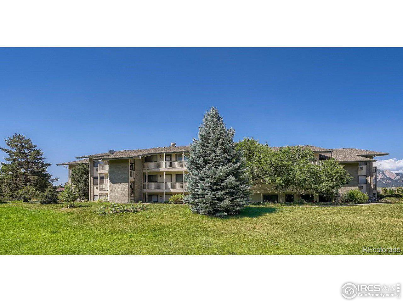 645 Manhattan Pl 206