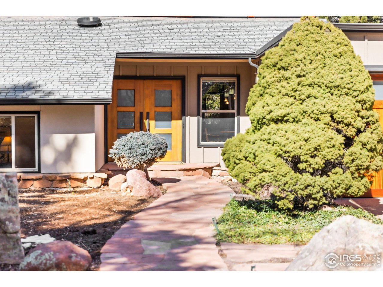 1335 Oak Ct