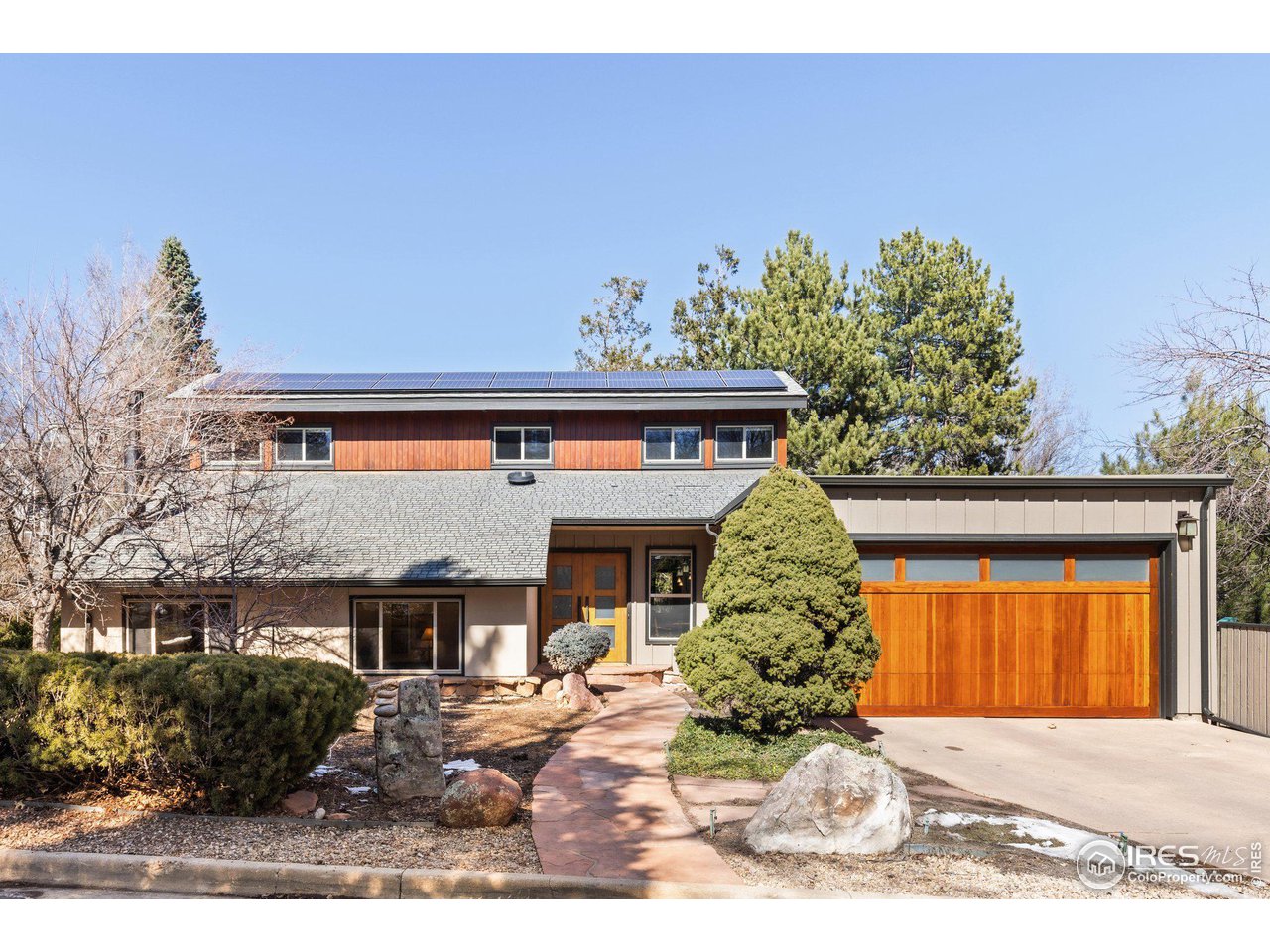 1335 Oak Ct