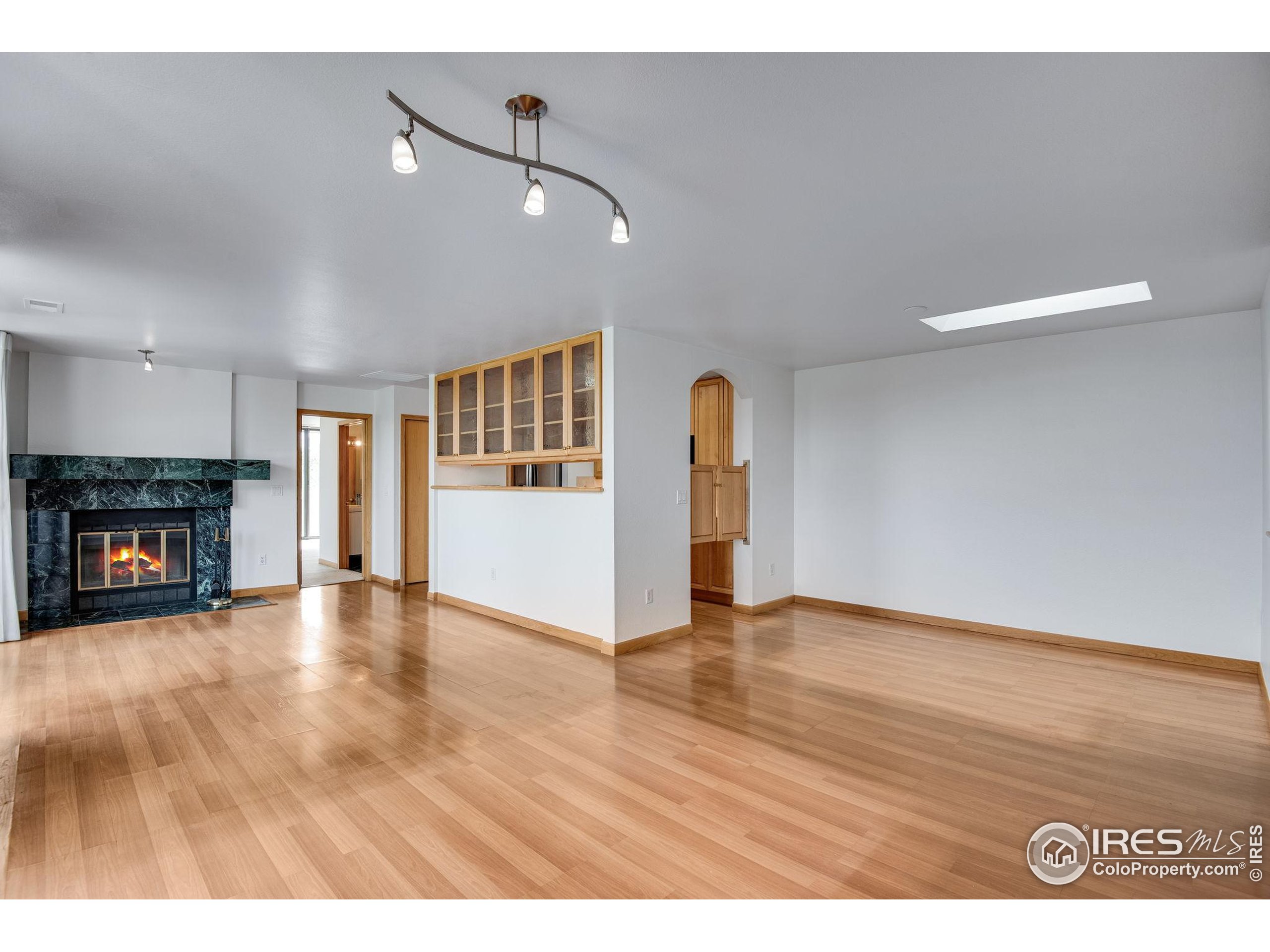 1140 Portland Pl 303