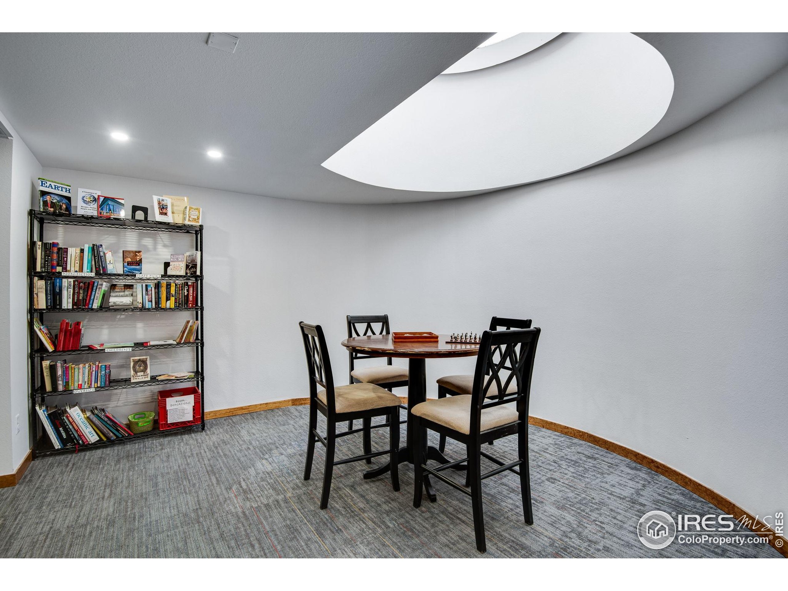 1140 Portland Pl 303