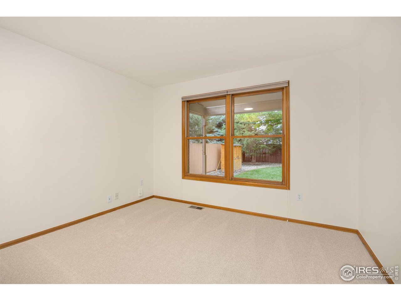 2313 Spindrift Dr
