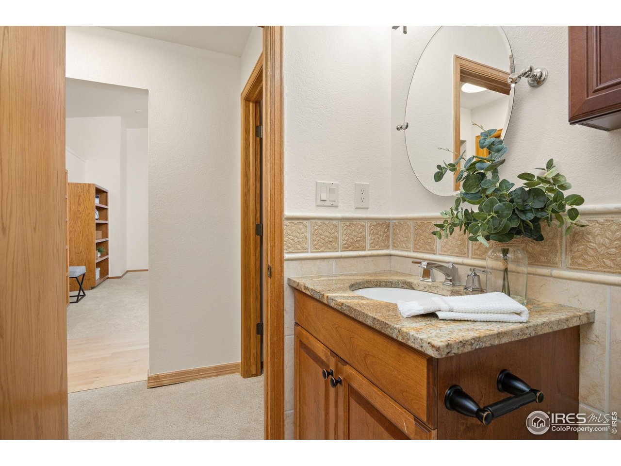 2313 Spindrift Dr