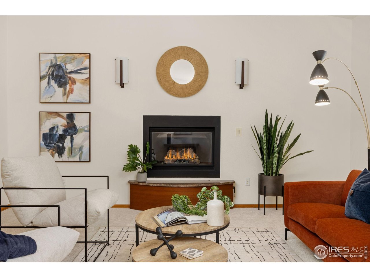2313 Spindrift Dr