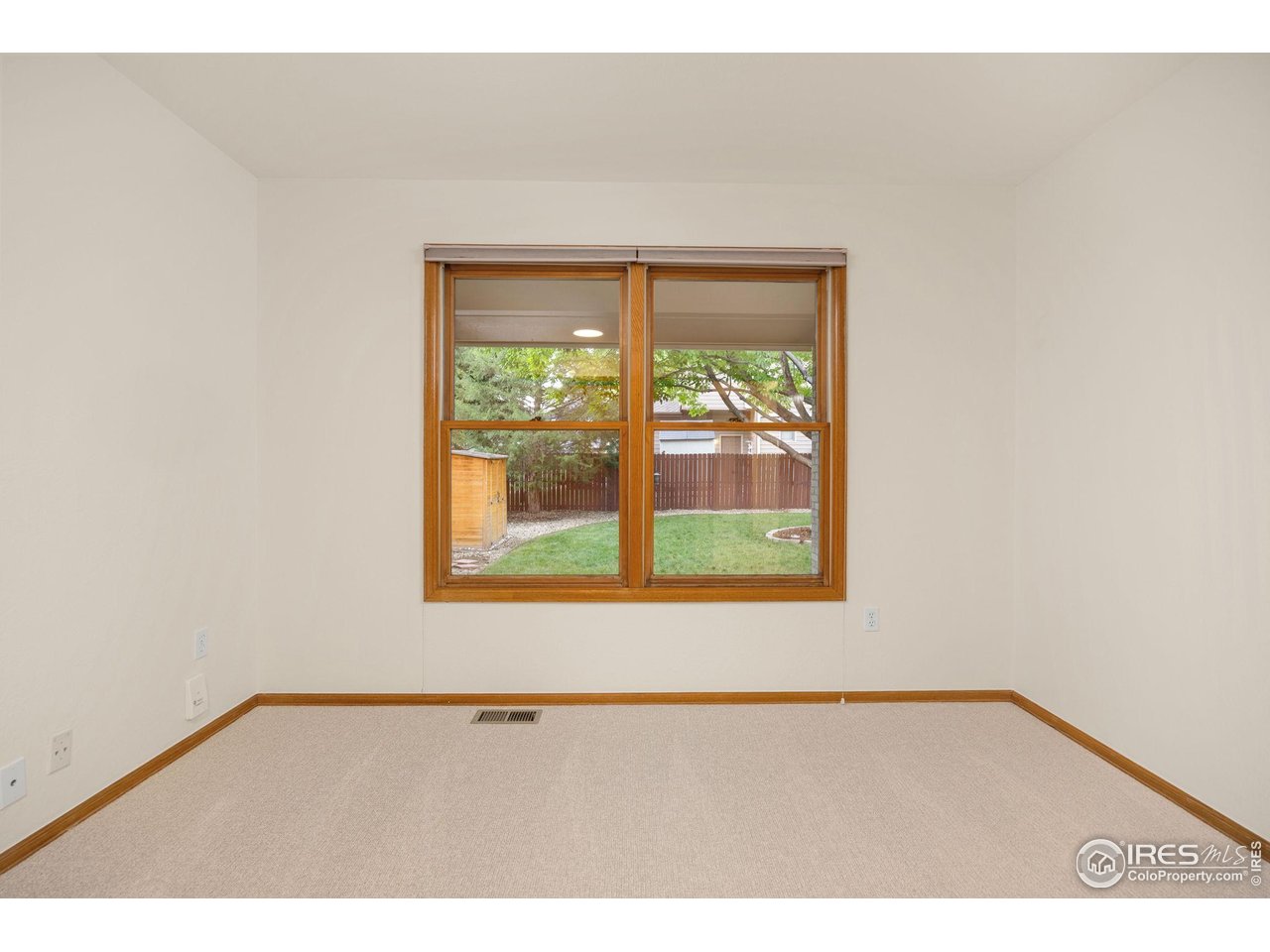 2313 Spindrift Dr