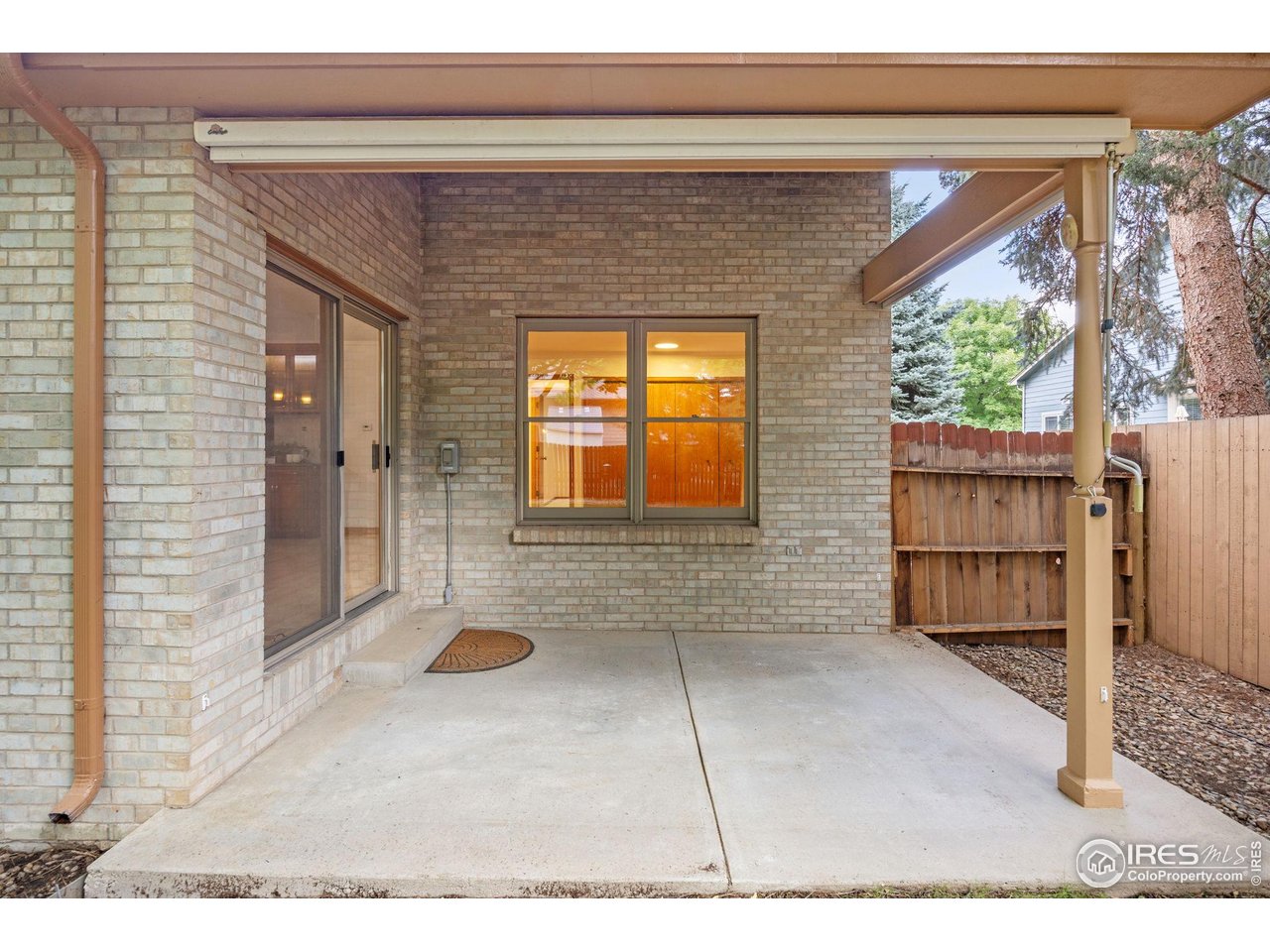 2313 Spindrift Dr
