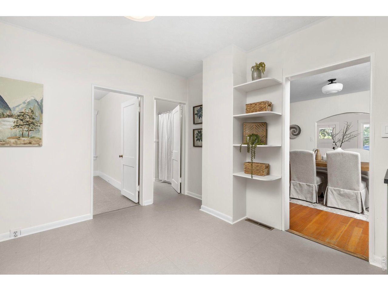 1020 Longs Peak Ave
