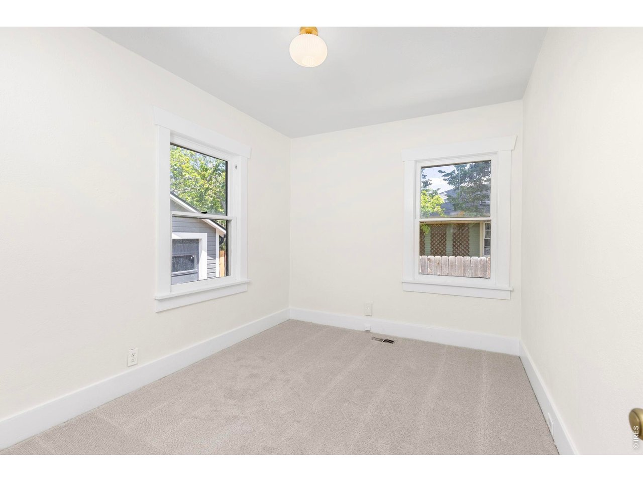 1020 Longs Peak Ave