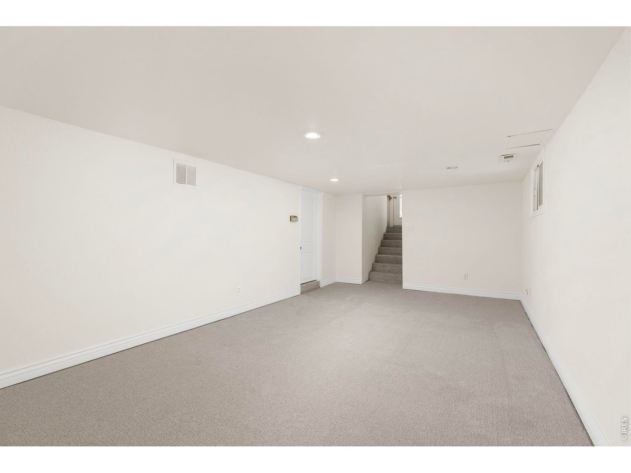 1020 Longs Peak Ave