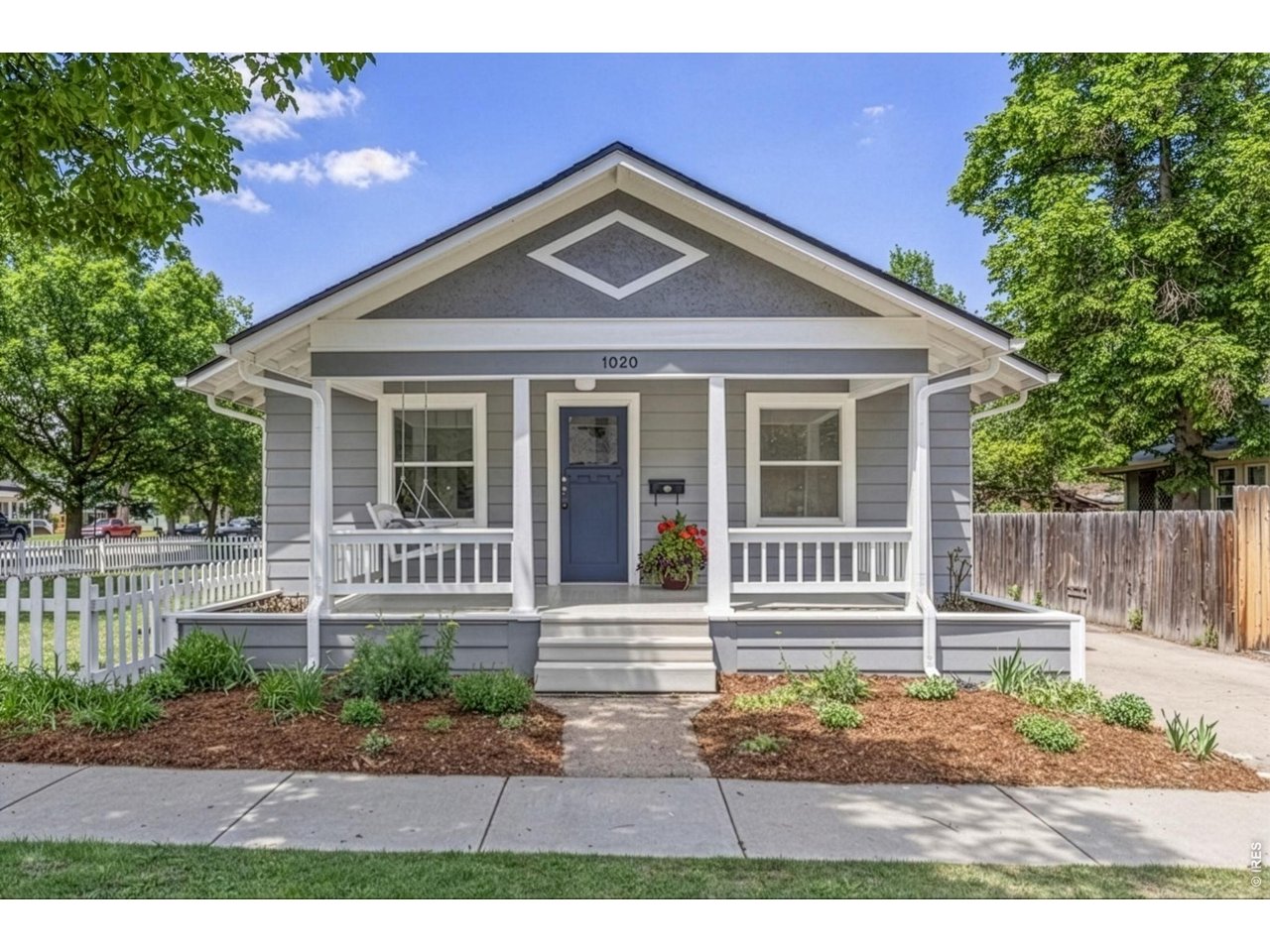 1020 Longs Peak Ave
