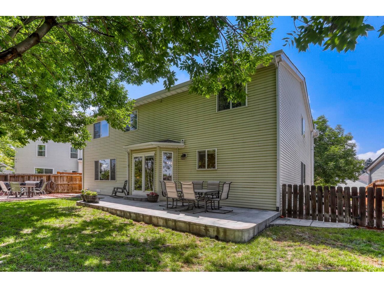 1245 Fall River Cir