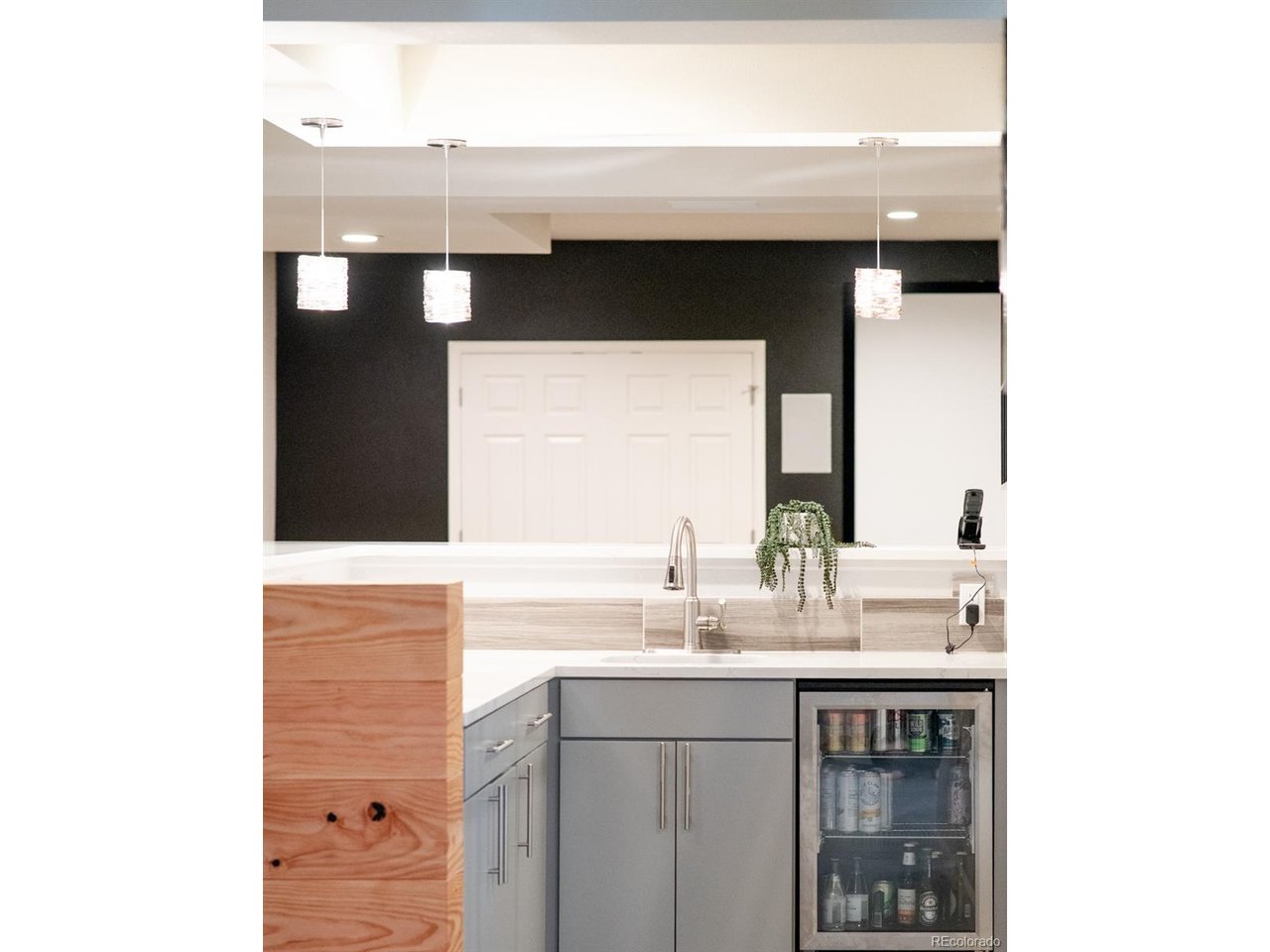 933 Rocky Ridge Cir