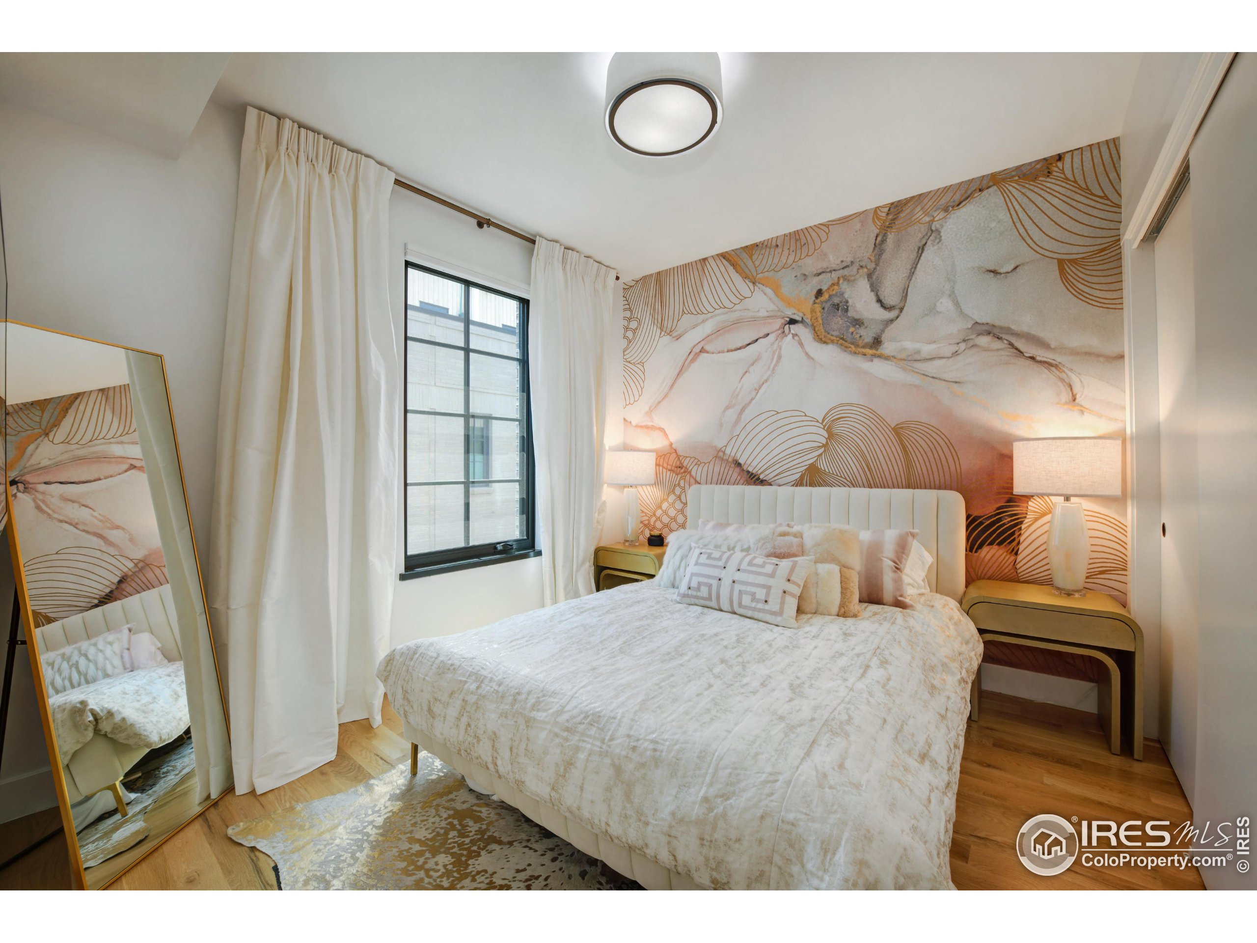 2116 Pearl St Unit: B