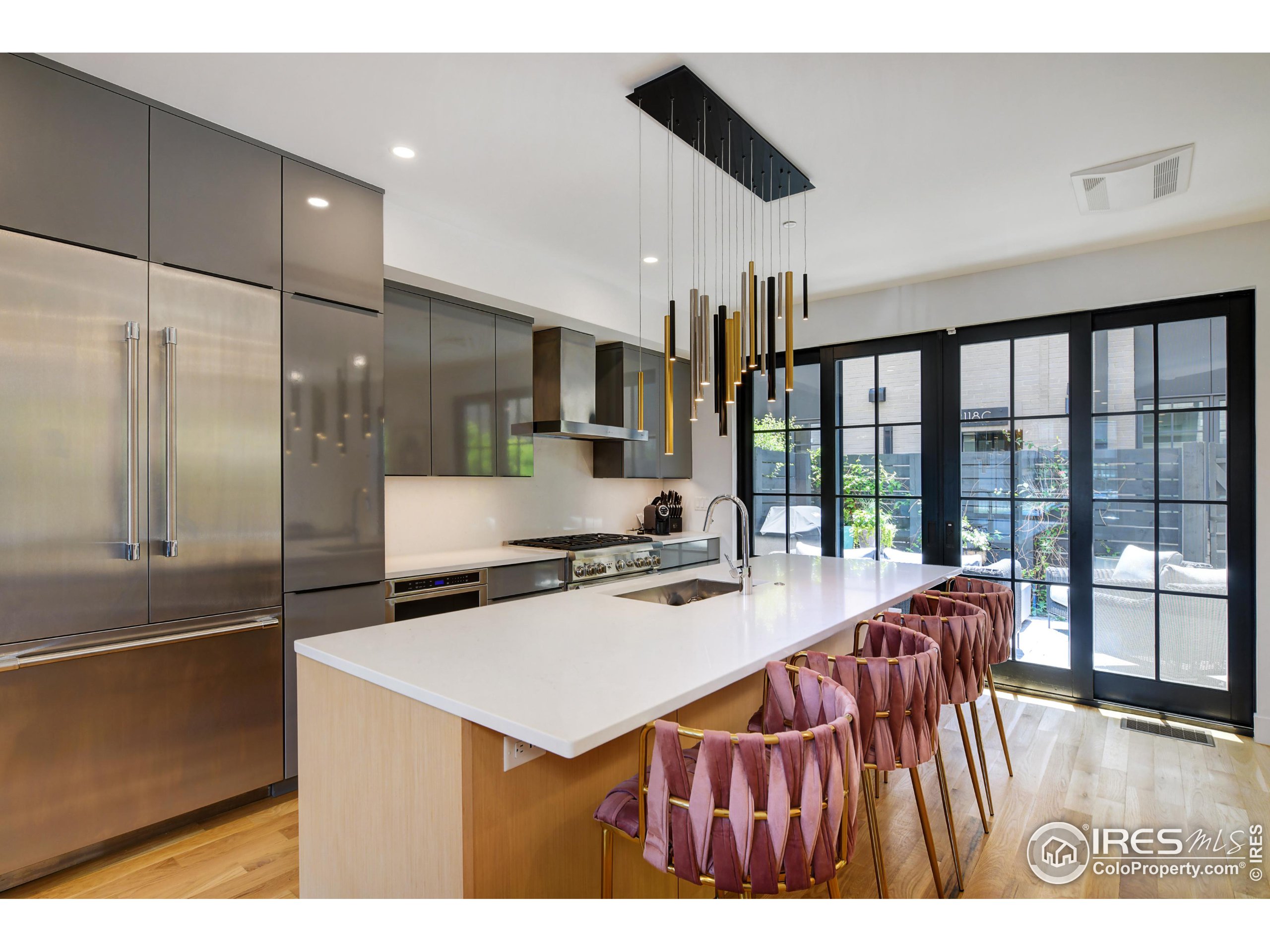 2116 Pearl St Unit: B