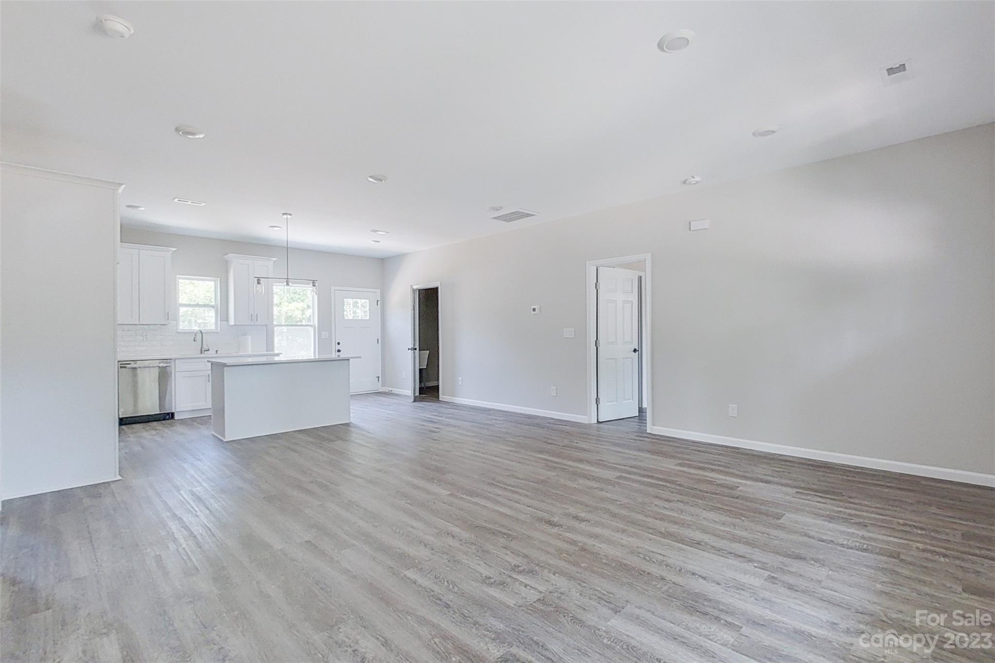 224 Leonard Avenue