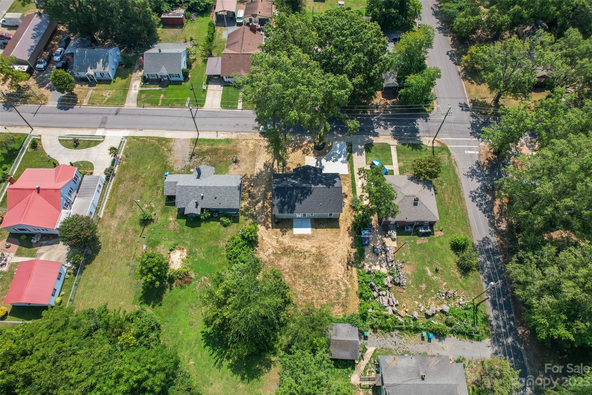224 Leonard Avenue