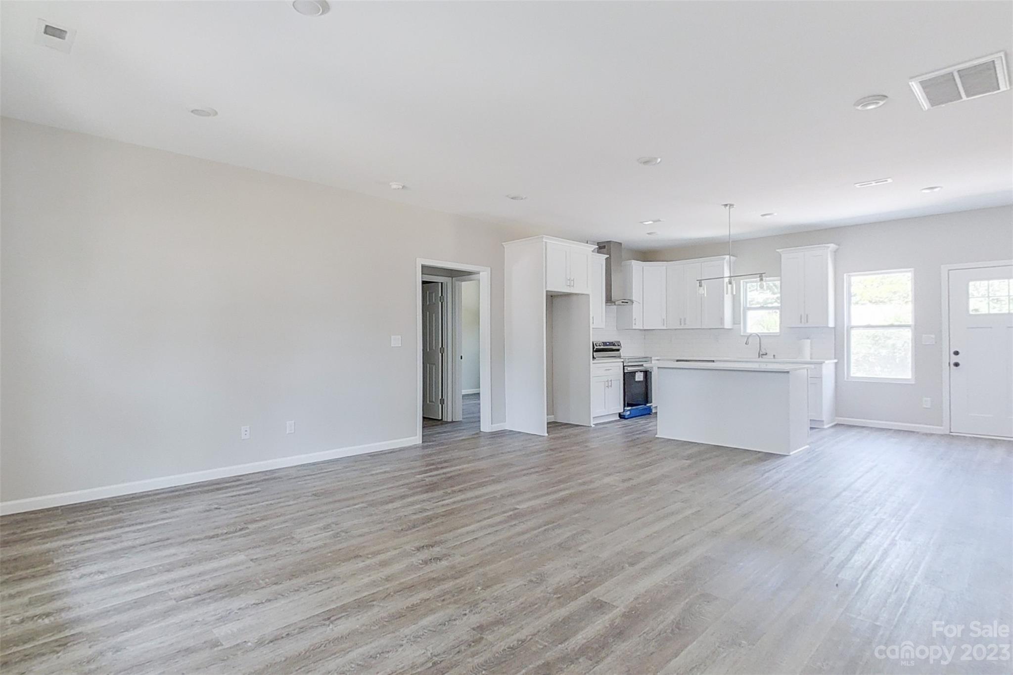 224 Leonard Avenue