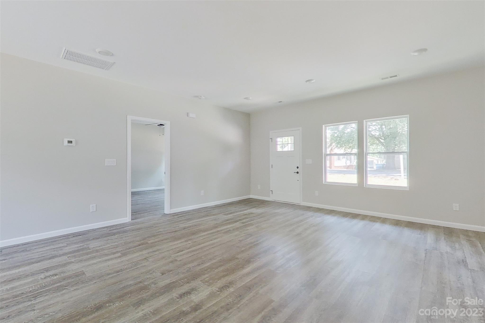 224 Leonard Avenue