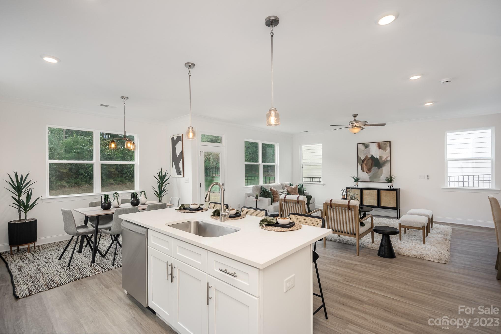 1009 Simfield Valley Court