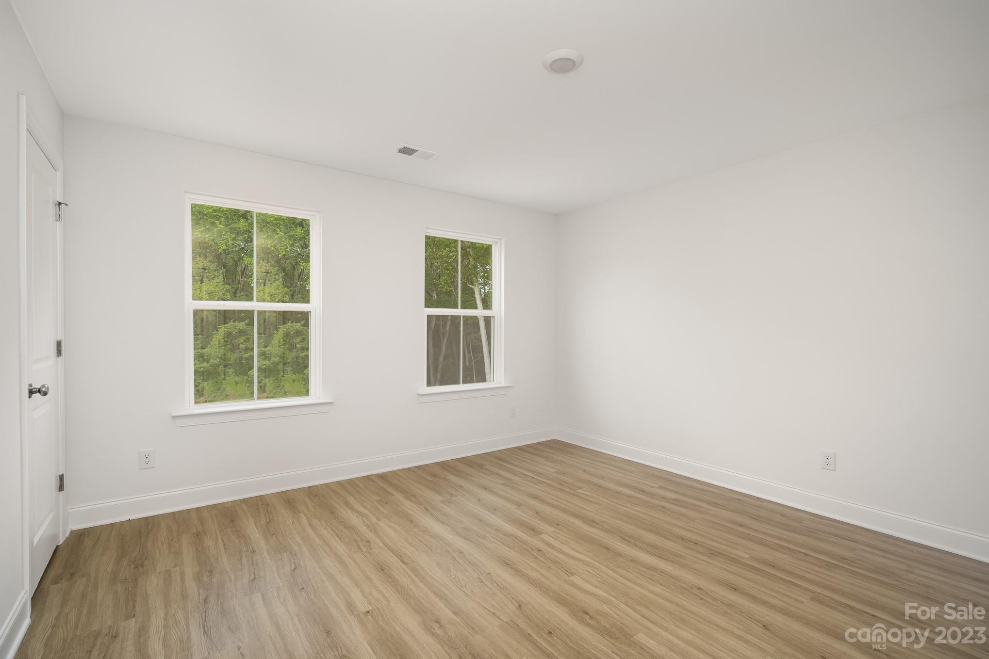 1009 Simfield Valley Court