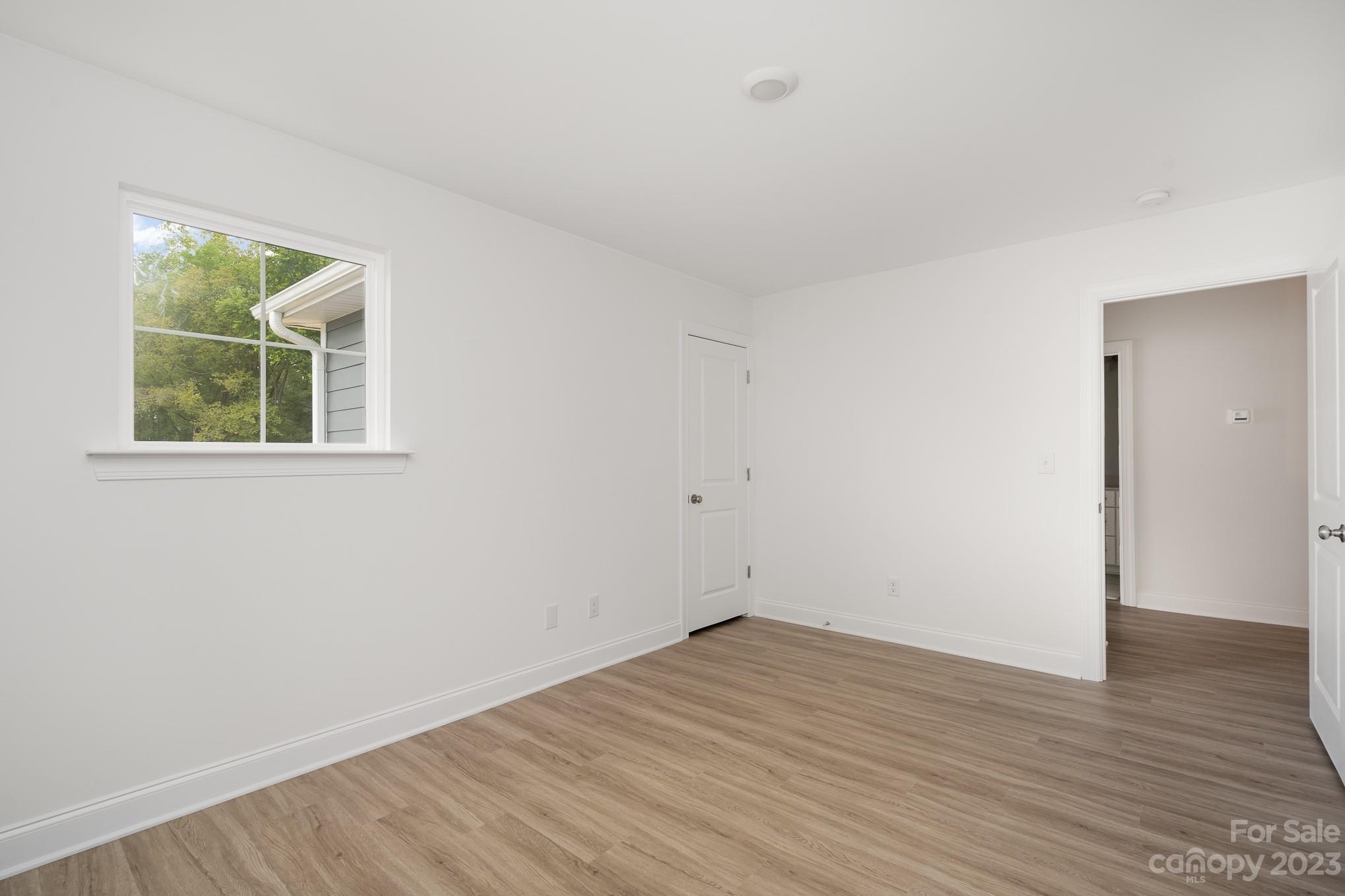 1009 Simfield Valley Court