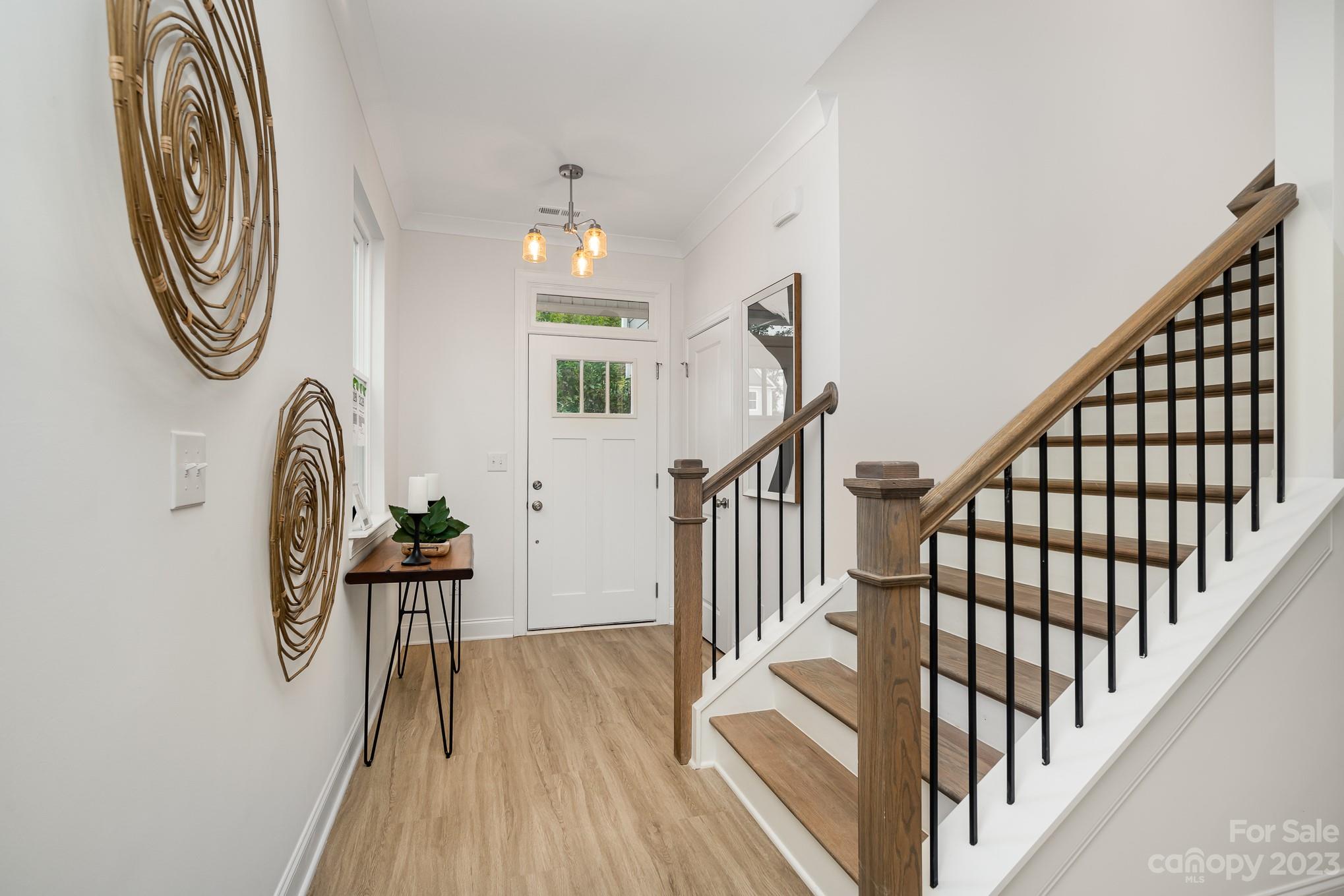 1009 Simfield Valley Court