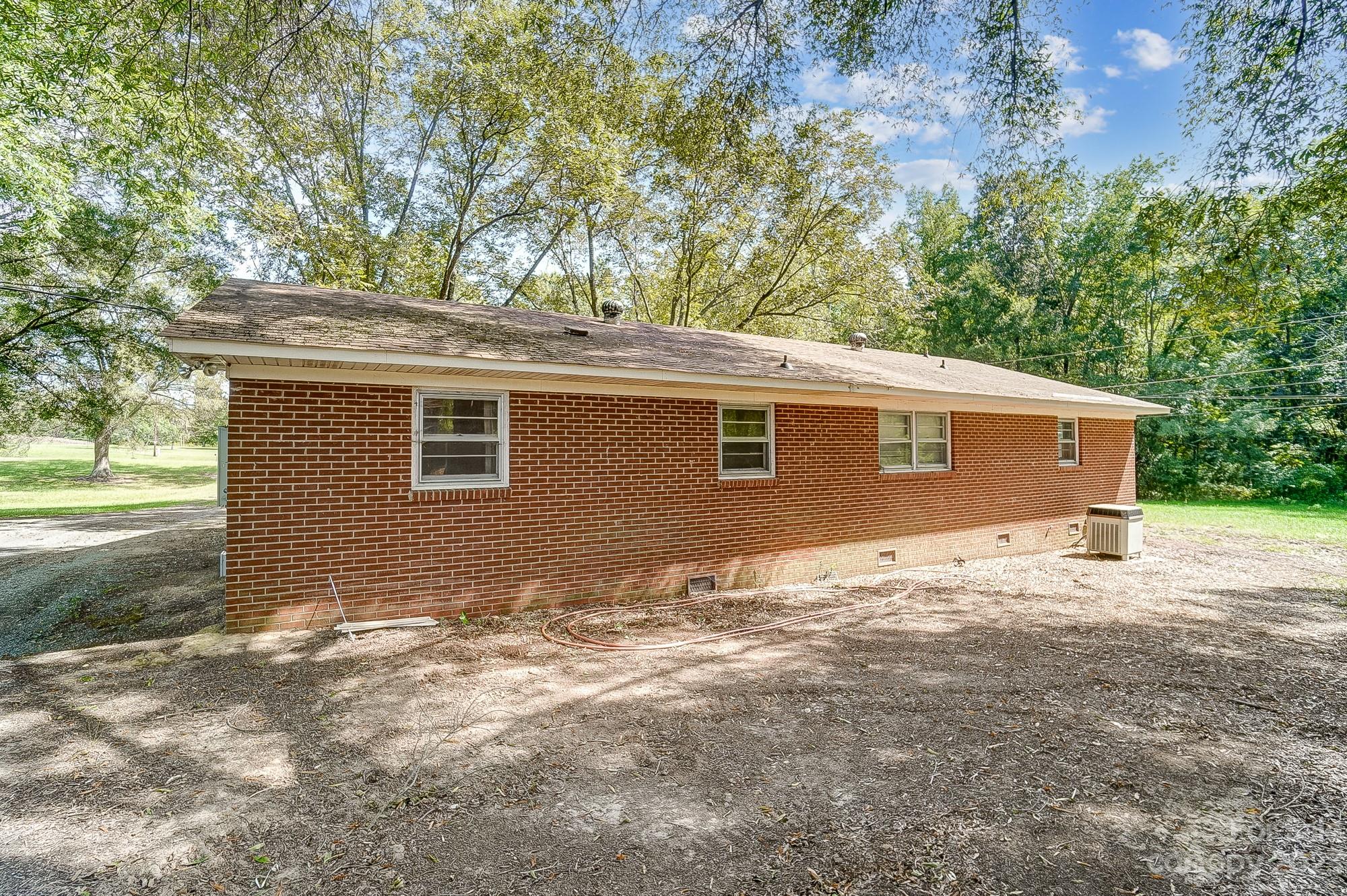 4304 Richardson Road