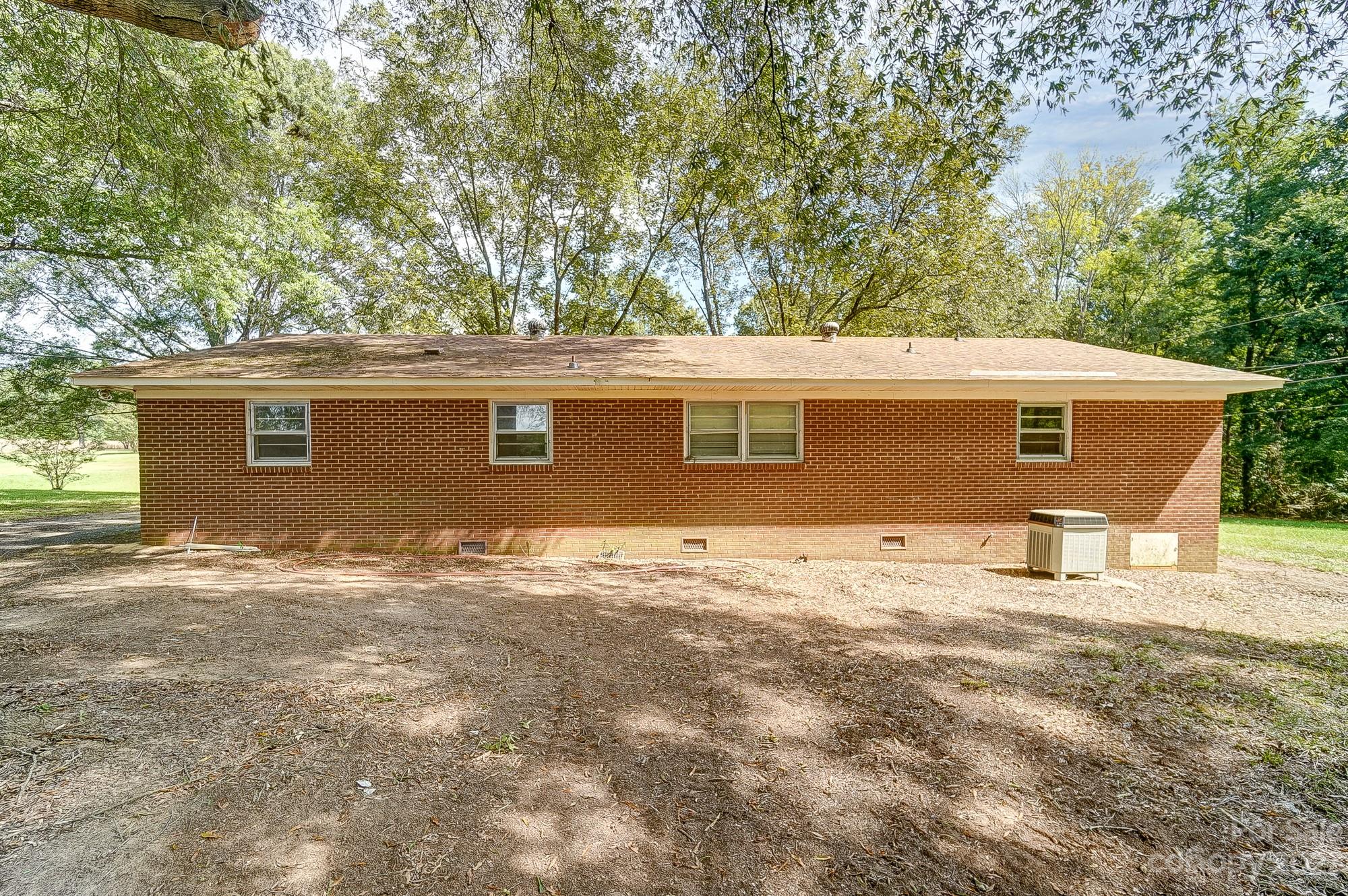 4304 Richardson Road