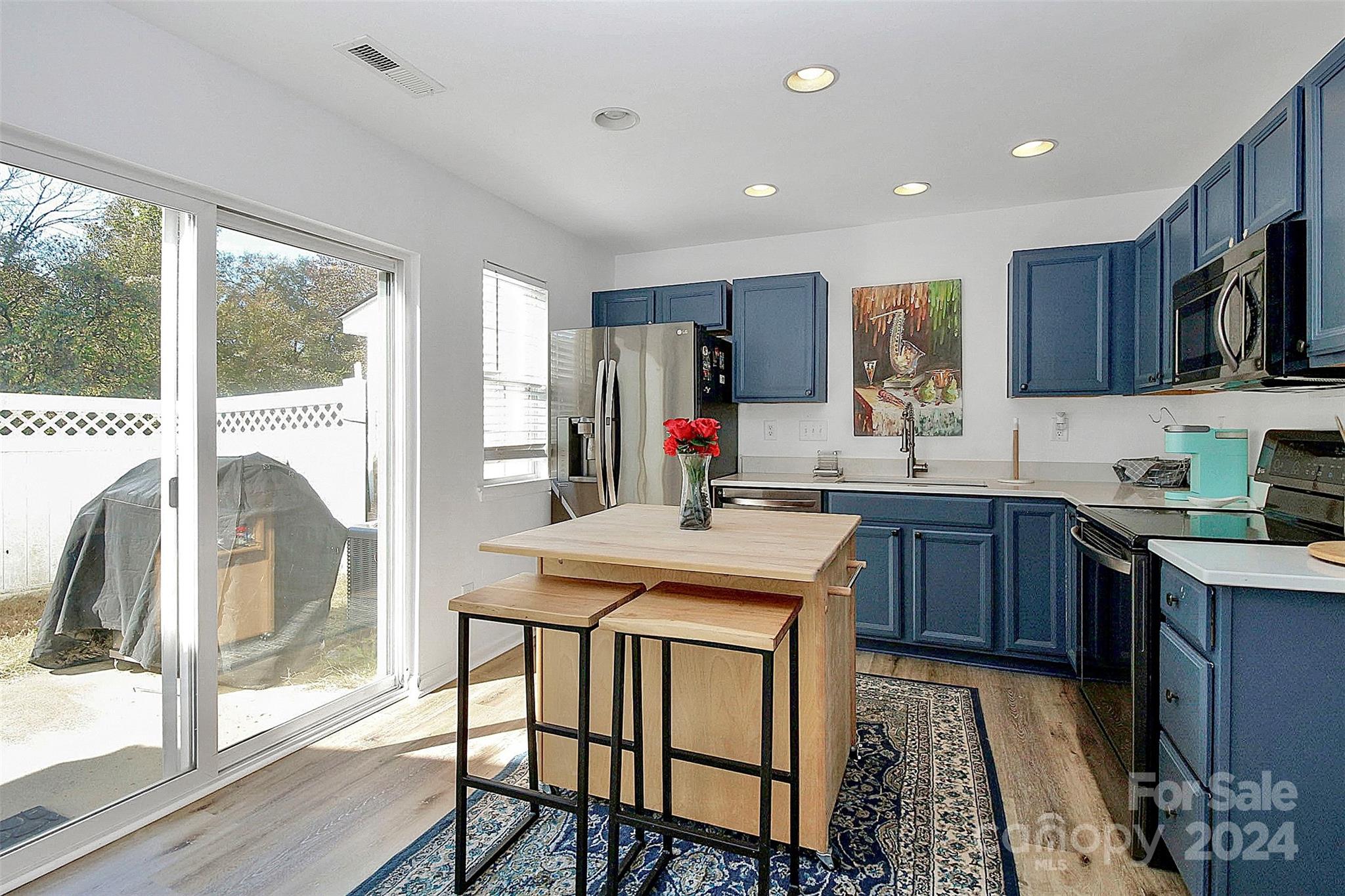 735 Rock Lake Glen