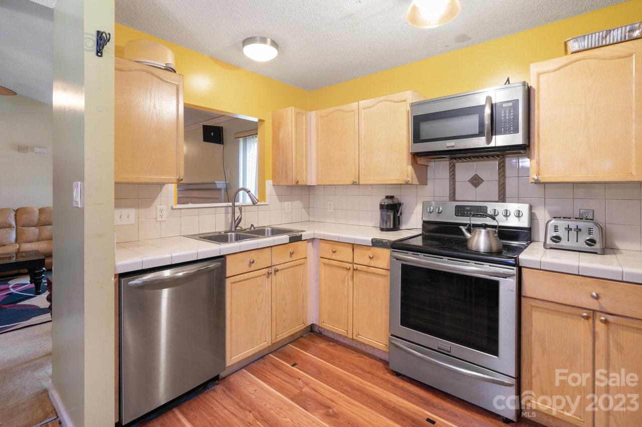 3310 Bell Glen Court