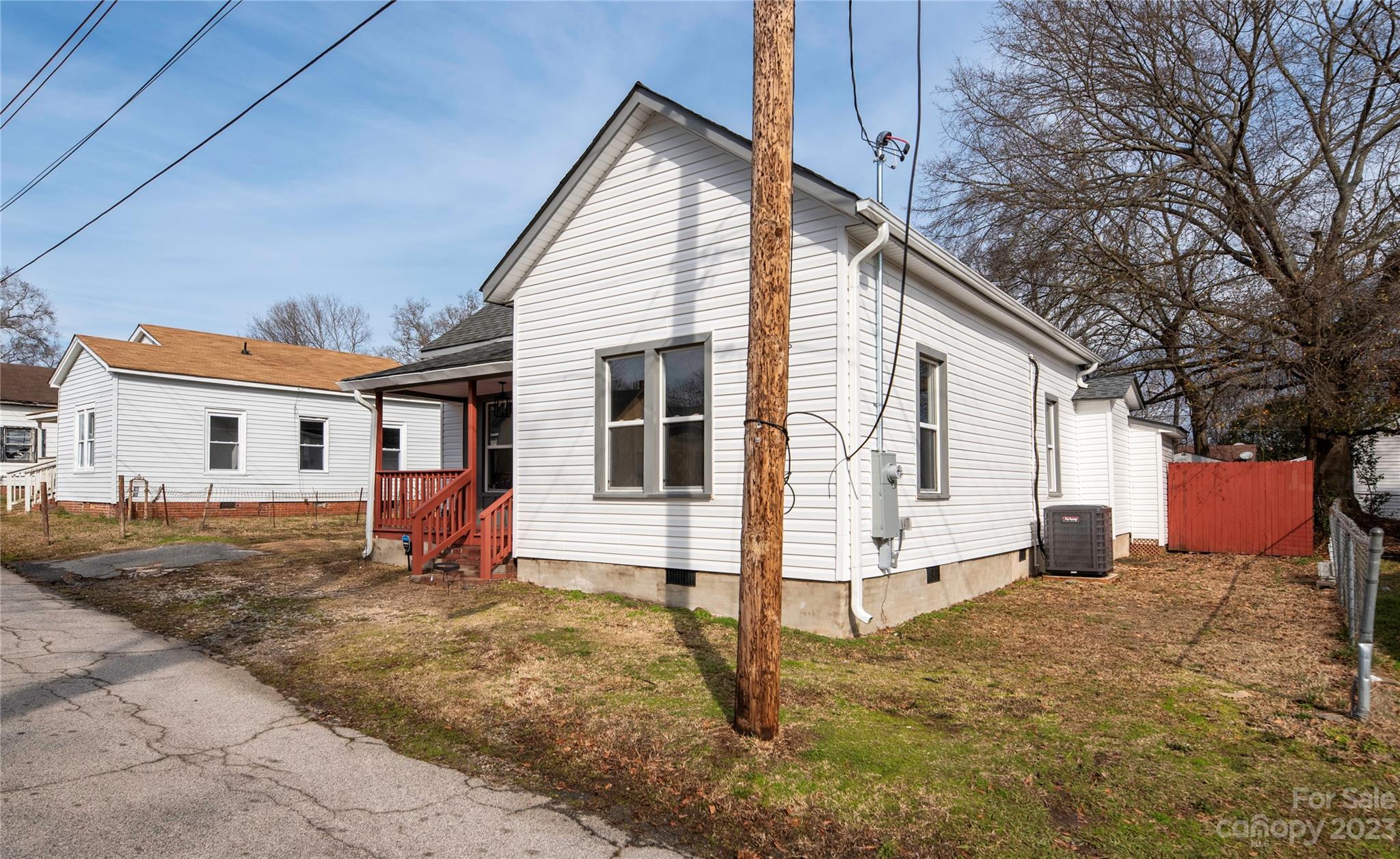 523 3rd Street