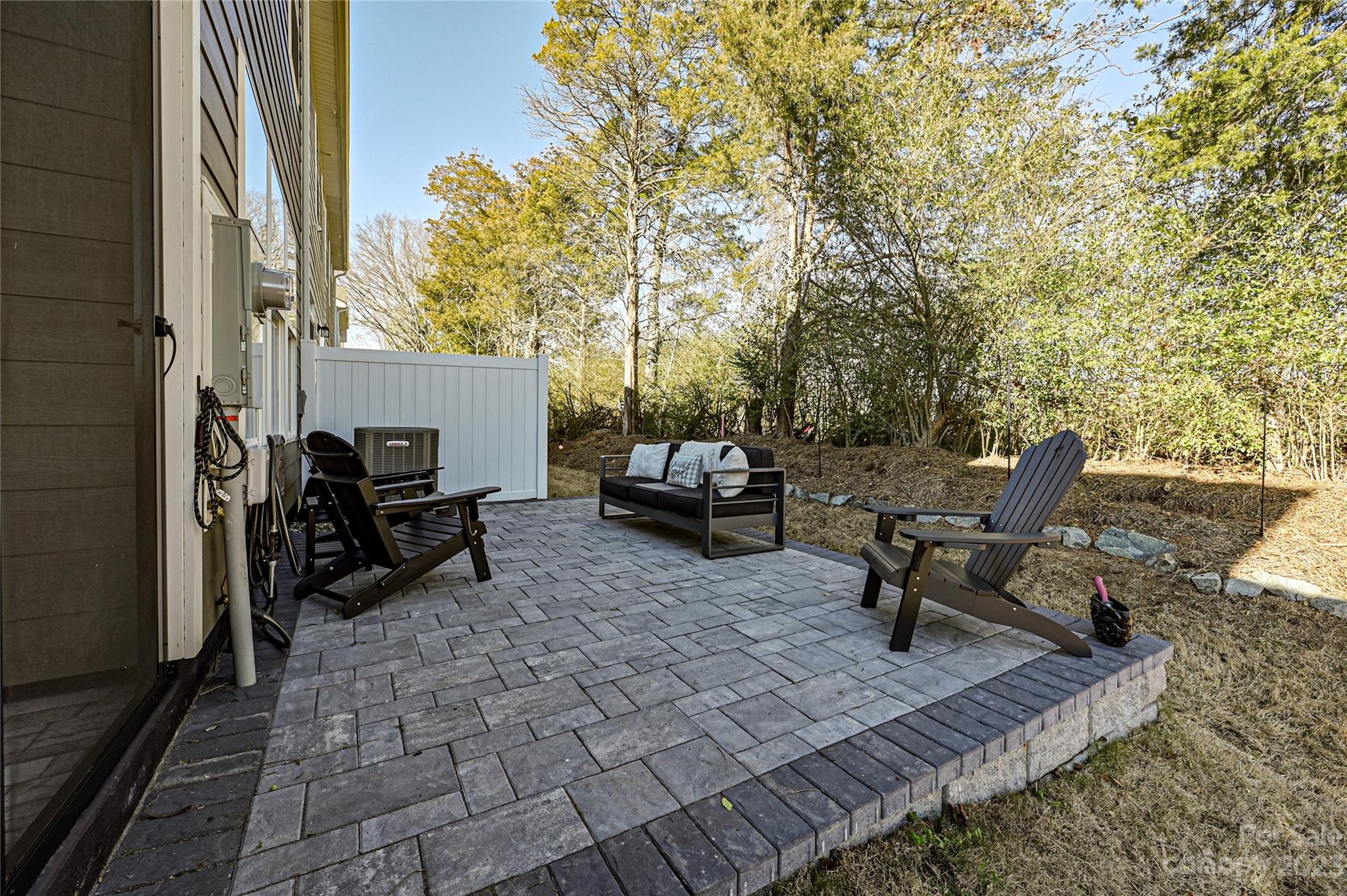 2002 Bexar Trail Unit: 7