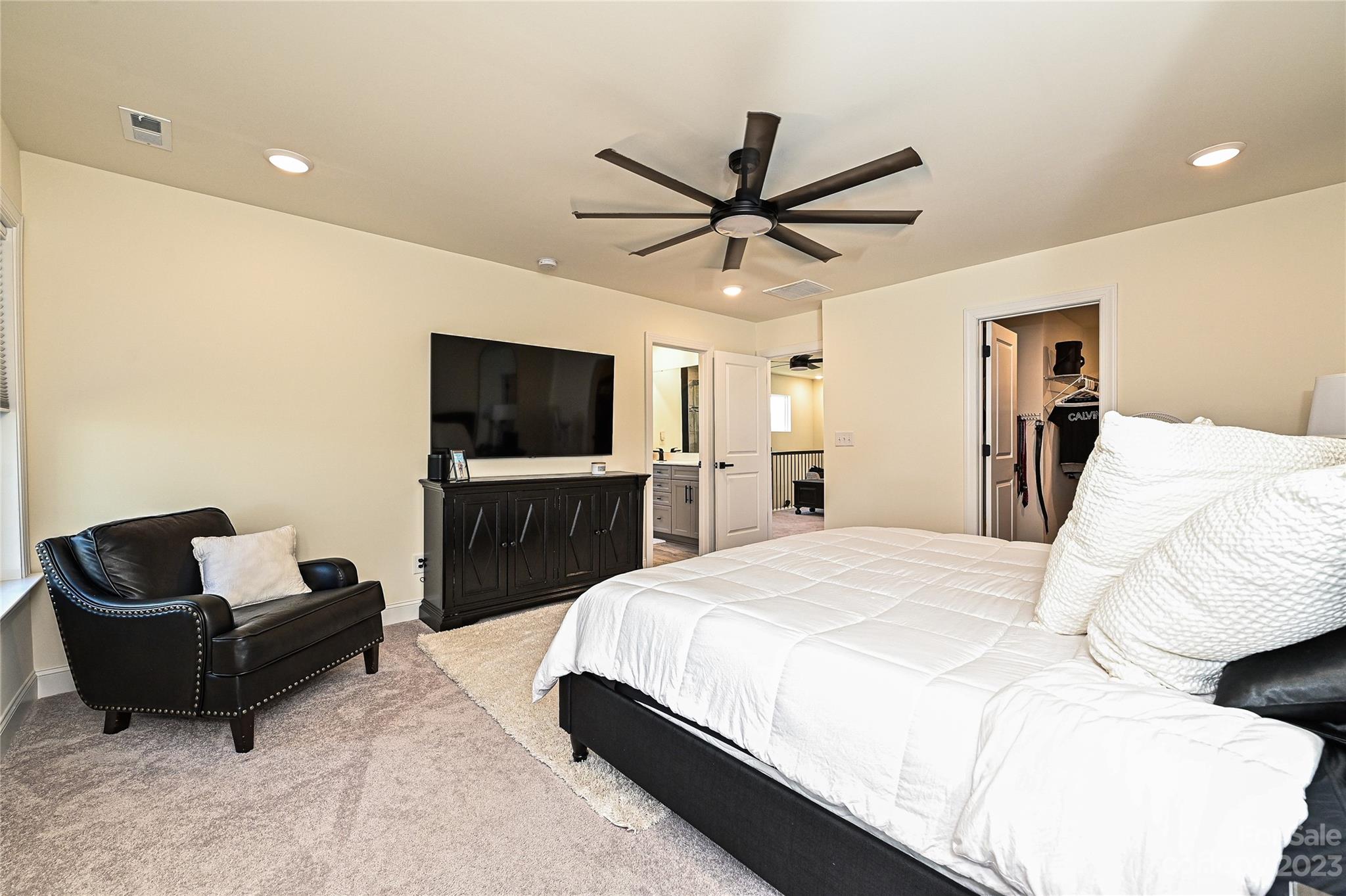 2002 Bexar Trail Unit: 7