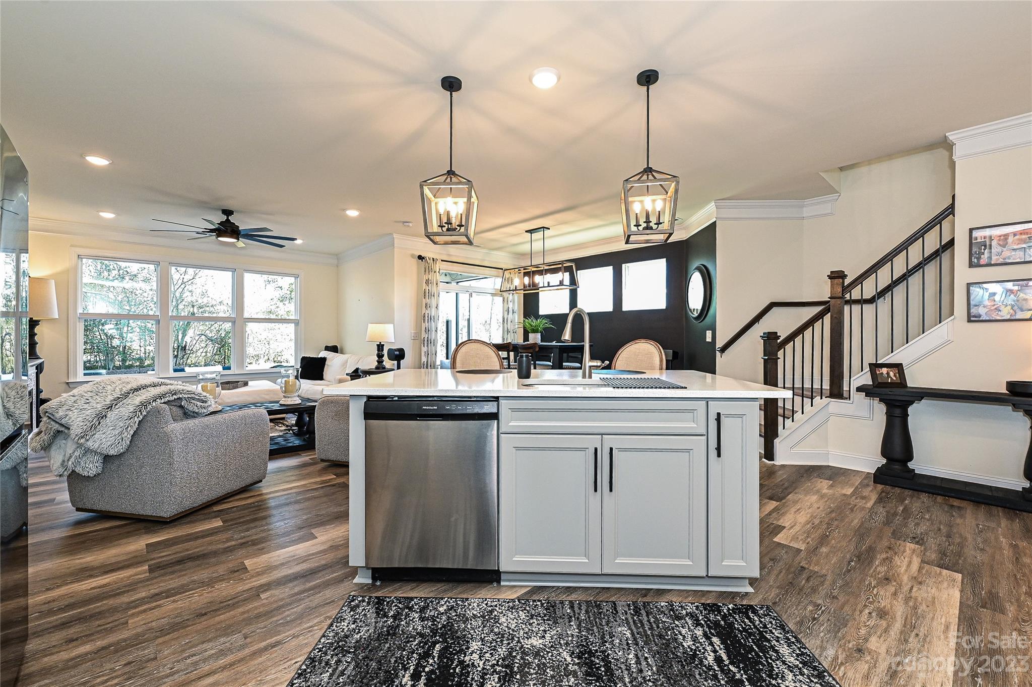 2002 Bexar Trail Unit: 7