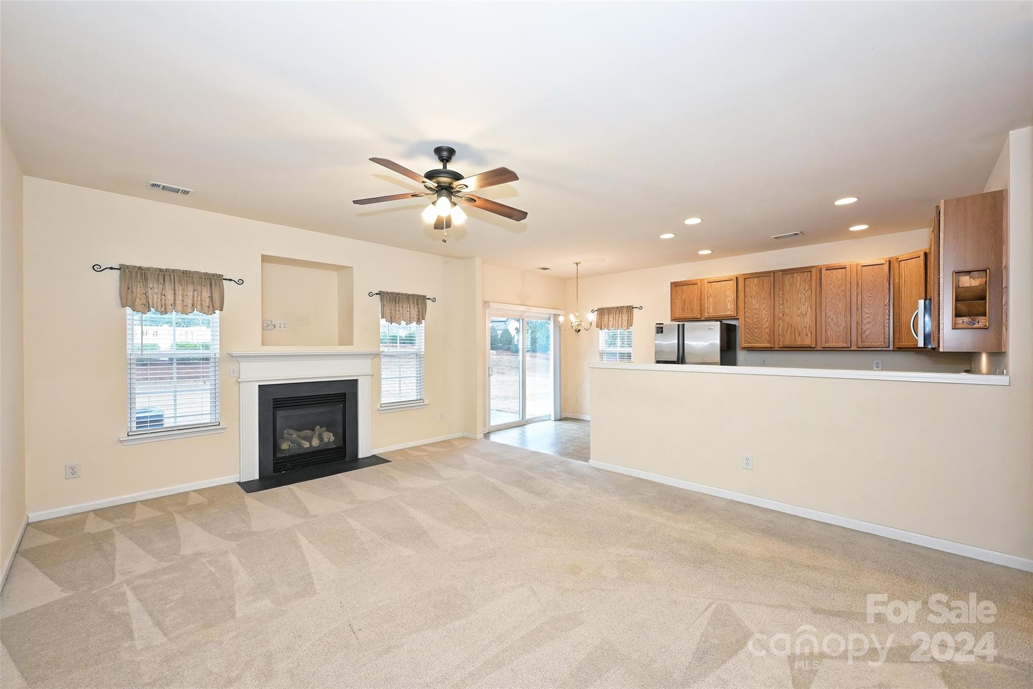 148 Clydesdale Court