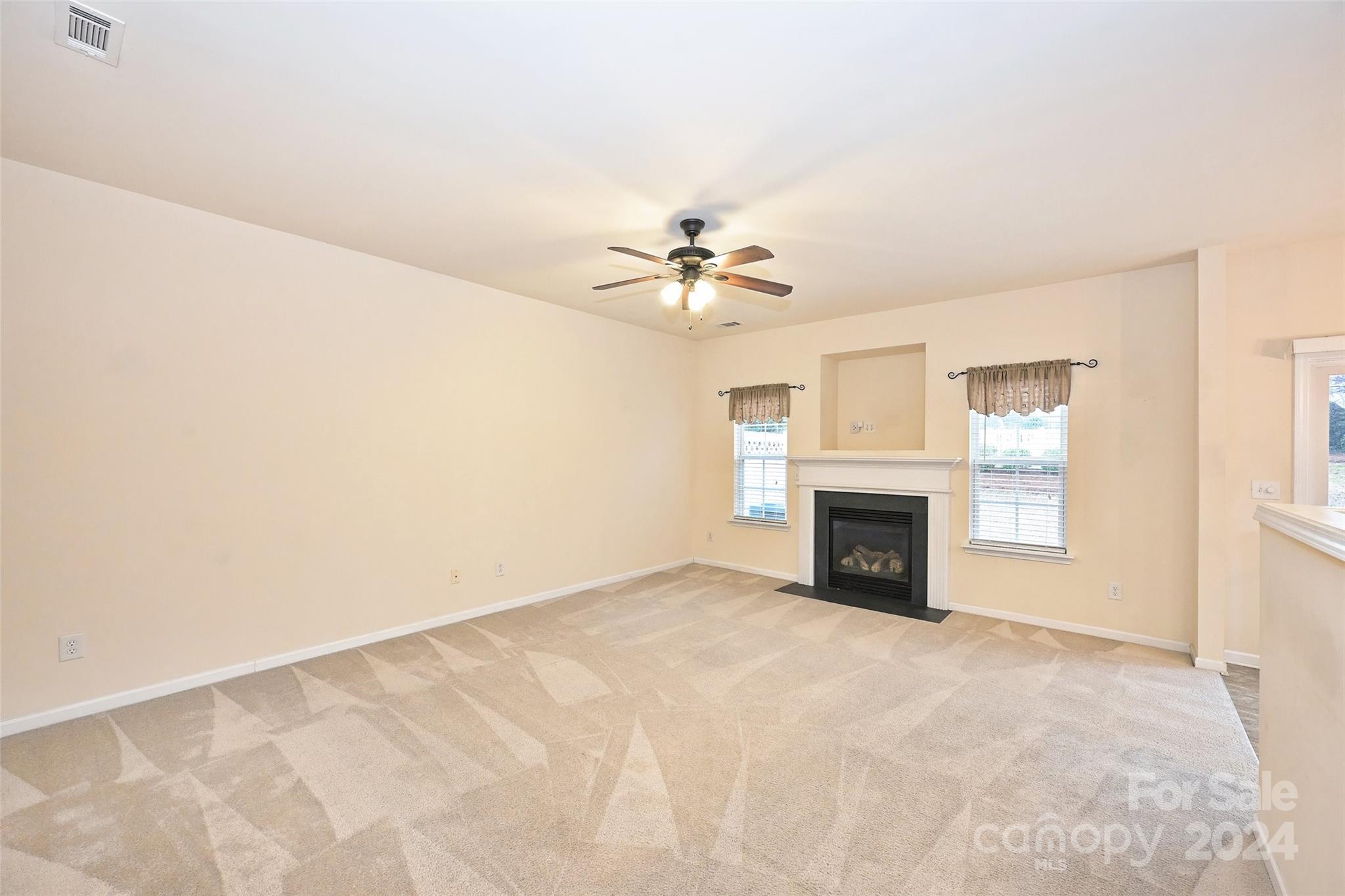 148 Clydesdale Court